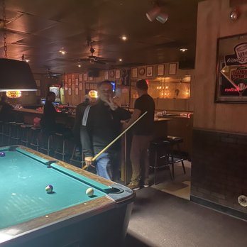 Tallyho Cocktail Lounge - Pool table for $.75 a game, perfect! - Dive Bars Near Me - Scottsdale, Arizona