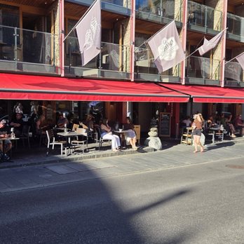 Barry's - Streetview - International Near Me - Grindelwald, BE Barry's - Streetview - International Near Me - Grindelwald, BE