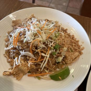 Thai Lime Leaf - Chicken Pad Thai - Thai Near Me - Gig Harbor, Washington