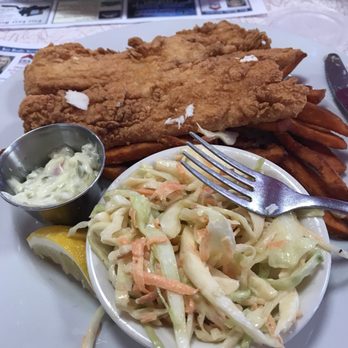 Dream Diner - Fried fish was flavorful, coating was amazing!   Not greasy! - Diners Near Me - Tyngsboro, Massachusetts