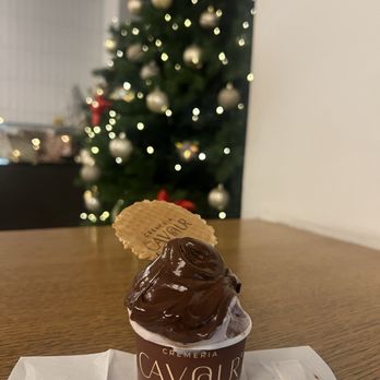 Cremeria Cavour - Dark chocolate gelato - Ice Cream & Frozen Yogurt Near Me - Bologna, BO Cremeria Cavour - Dark chocolate gelato - Ice Cream & Frozen Yogurt Near Me - Bologna, BO