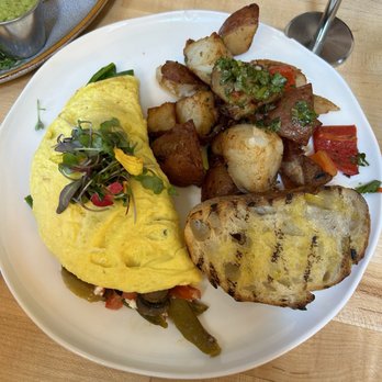 Eggy’s Neighborhood Kitchen - Carmen's omelette - Breakfast & Brunch Near Me - Berkeley, California Eggy’s Neighborhood Kitchen - Carmen's omelette - Breakfast & Brunch Near Me - Berkeley, California