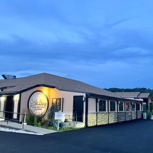 RED FOX AMORE - Updated October 2024 - 23 Photos & 21 Reviews - 222