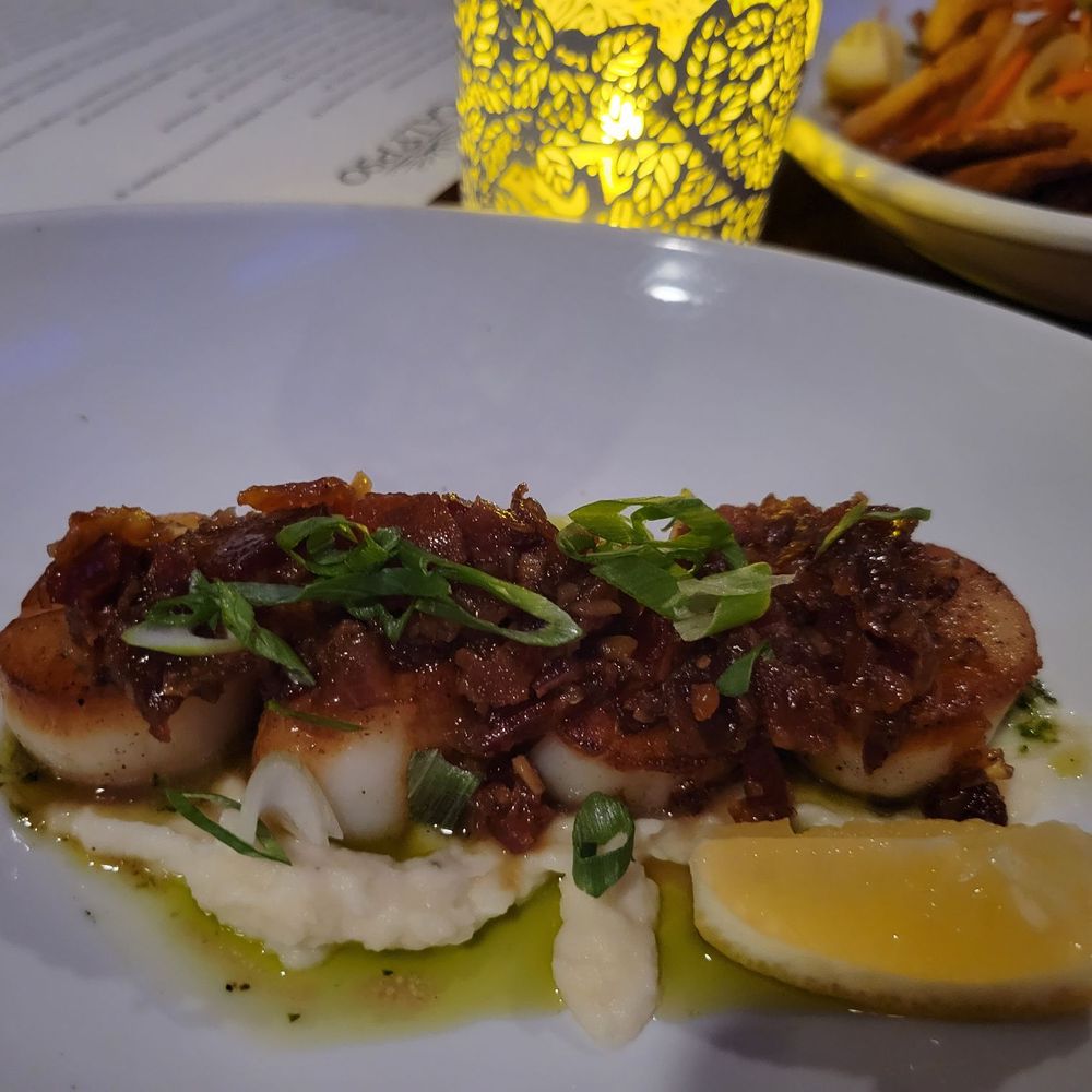 Calypso Edmonds - Scallops - Caribbean Near Me - Edmonds, Washington