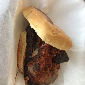 Perrys Smoking Pig - Brisket Sandwich, seasoned to perfection - Barbeque Near Me - White House, Tennessee Perrys Smoking Pig - Brisket Sandwich, seasoned to perfection - Barbeque Near Me - White House, Tennessee