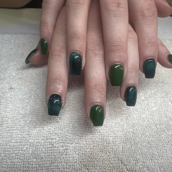 Polish Me Nails & Spa - Day Spas Near Me - Issaquah, Washington