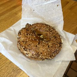 Everything Bagel with Garlic Cream Cheese Everything Bagel with Garlic Cream Cheese