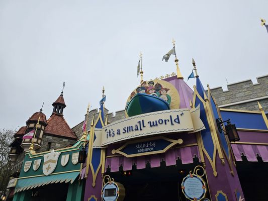 Fantasyland by null