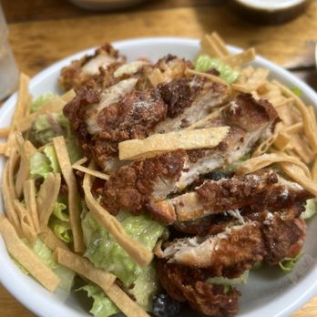 The Bonnie - Santa Fe Crispy Chicken Salad - Cocktail Bars Near Me - Astoria, New York The Bonnie - Santa Fe Crispy Chicken Salad - Cocktail Bars Near Me - Astoria, New York