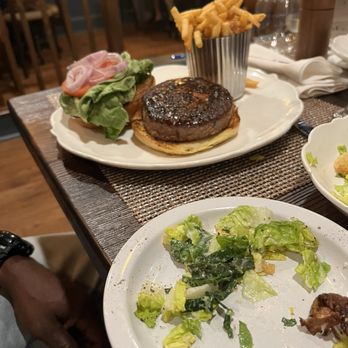 Porter - Impossible Burger - Cocktail Bars Near Me - Ambler, Pennsylvania