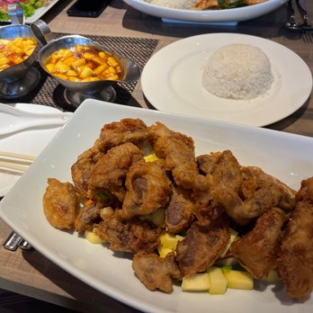 Bamboo Penny's - Krispy Mango Duck Special - Thai Near Me - Leawood, Kansas