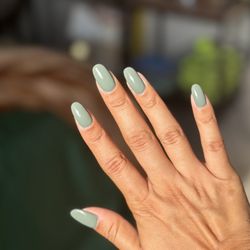 Sandy Nails