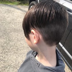 Knuckleheads Barbershop