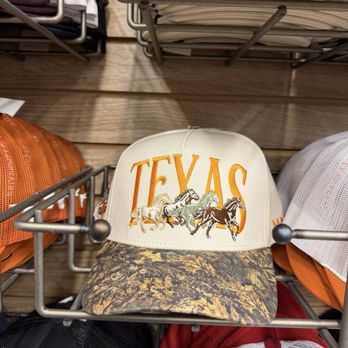Cavender's Boot City - Women's Clothing Near Me - El Paso, Texas Cavender's Boot City - Women's Clothing Near Me - El Paso, Texas