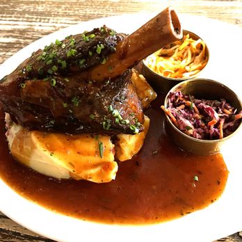 Makars Gourmet Mash Bar - The Lamb Shank - Scottish Near Me - Old Town, EDH Makars Gourmet Mash Bar - The Lamb Shank - Scottish Near Me - Old Town, EDH