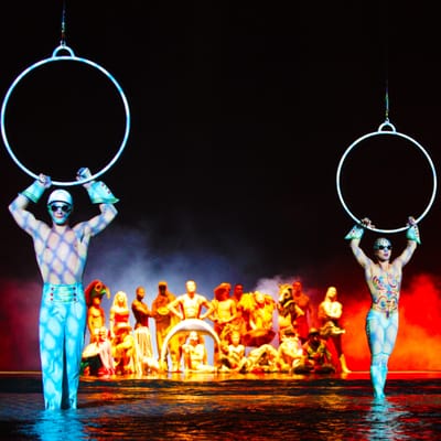 "O" by Cirque du Soleil by null
