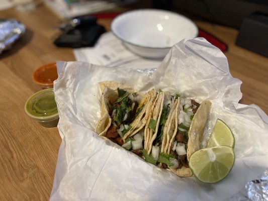 El Buen Taco by null