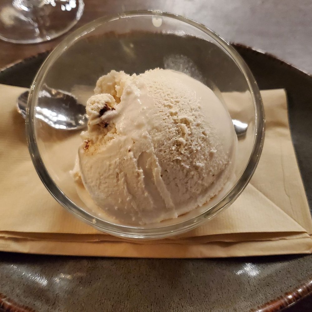 7 Mile Kitchen - Gelato brown sugar pecan (I think) - New American Near Me - Carlsbad, California 7 Mile Kitchen - Gelato brown sugar pecan (I think) - New American Near Me - Carlsbad, California