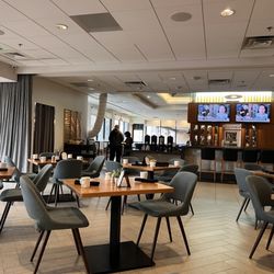 The Lockwood Kitchen + Bar
