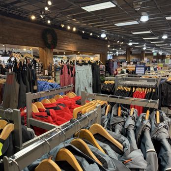 Epic Mountain Gear - Ski & Snowboard Shops Near Me - Aurora, Colorado Epic Mountain Gear - Ski & Snowboard Shops Near Me - Aurora, Colorado