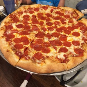 Carmelo's - 20" Pepperoni - Pizza Near Me - St. Augustine, Florida