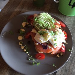 Live Easy Cafe