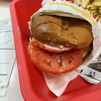 In-N-Out Burger - Fast Food Near Me - Sunnyvale, California