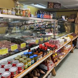 Fuller's Market - Meat counter!
