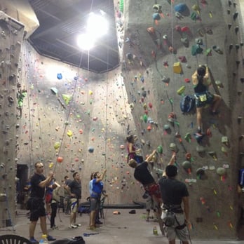 Island Rock - Gyms Near Me - Plainview, New York