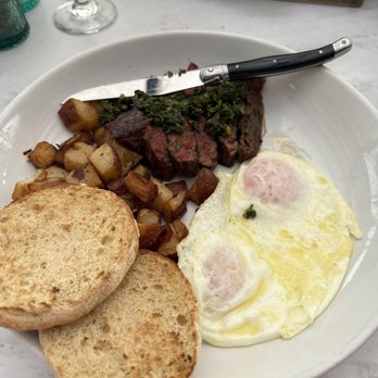 Feast and Fareway - American Near Me - Coronado, California