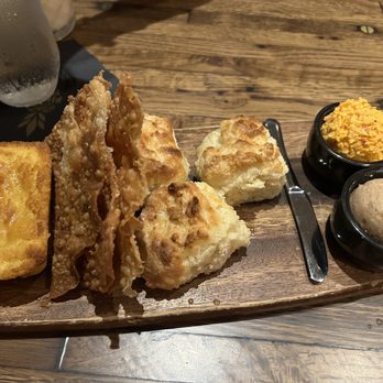 The Pinery - Bread service ($10) yummy - American Near Me - Orlando, Florida The Pinery - Bread service ($10) yummy - American Near Me - Orlando, Florida