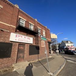 Dyer Liquors