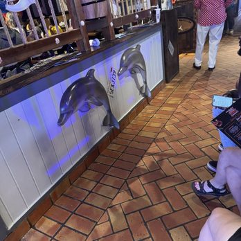 Juicy Seafood - Waiting area - Seafood Near Me - Huntsville, Alabama