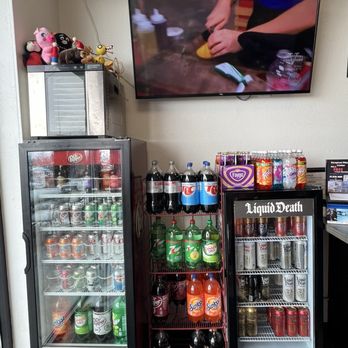 R Town Pizza - 3/3/24 Drink options, not including bar drink options. - Pizza Near Me - Reno, Nevada R Town Pizza - 3/3/24 Drink options, not including bar drink options. - Pizza Near Me - Reno, Nevada