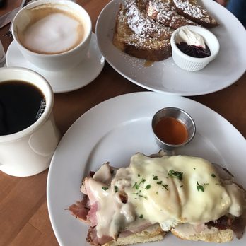 Salmon Creek Cafe - Breakfast & Brunch Near Me - Burien, Washington