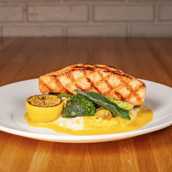 ChopHouse Thirteen - Faroe Island Salmon - Bars Near Me - Jacksonville, Florida