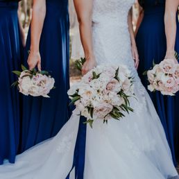 Bridal party flowers! Wish I had more the share of the rest, but waiting for photographer photos. Bridal party flowers! Wish I had more the share of the rest, but waiting for photographer photos.
