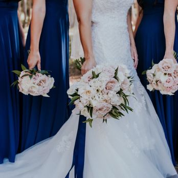 NPD Events - Bridal party flowers! Wish I had more the share of the rest, but waiting for photographer photos. - Wedding Planning Near Me - Tustin, California NPD Events - Bridal party flowers! Wish I had more the share of the rest, but waiting for photographer photos. - Wedding Planning Near Me - Tustin, California