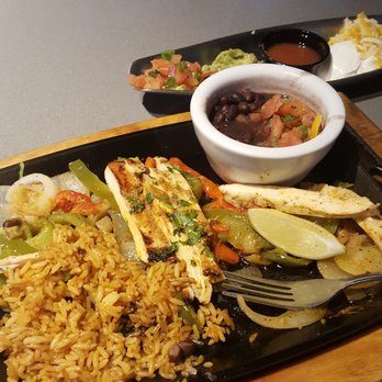 Chili's - Luncheon chicken fajitas - Bars Near Me - Phoenix, Arizona Chili's - Luncheon chicken fajitas - Bars Near Me - Phoenix, Arizona