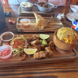 Mofongo y Carne Frita Mofongo y Carne Frita