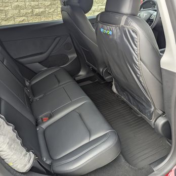 Benny’s Bubblez - Interior - Car Wash Near Me - Riverside, California