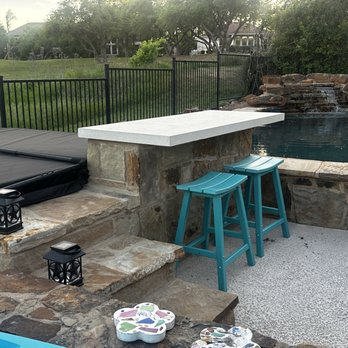 Mason Man - Everything looks seamless -the stones match perfectly, same height, etc. - Masonry/Concrete Near Me Mason Man - Everything looks seamless -the stones match perfectly, same height, etc. - Masonry/Concrete Near Me