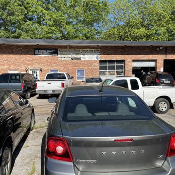 Crystal Auto Repair - Lot with repair location and vehicles for sale. - Auto Repair Near Me - Decatur, Georgia Crystal Auto Repair - Lot with repair location and vehicles for sale. - Auto Repair Near Me - Decatur, Georgia