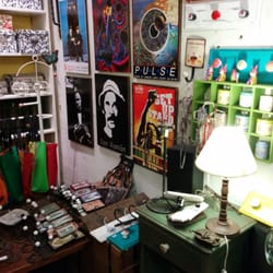 La Batea - Home decor, lamps, and accessories.