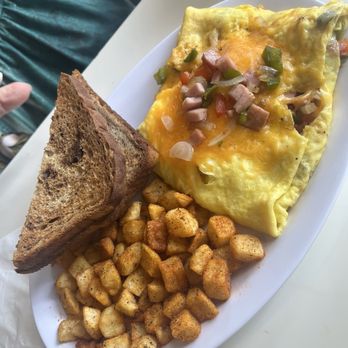 Dads’ Kitchen & Co - Breakfast & Brunch Near Me - St. Petersburg, Florida