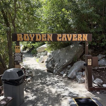 Boyden Cavern - Tours Near Me - Kings Canyon, California
