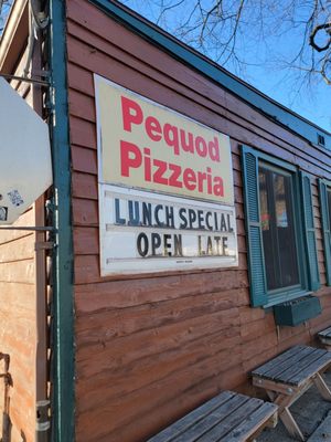 Pequod's Pizza by null