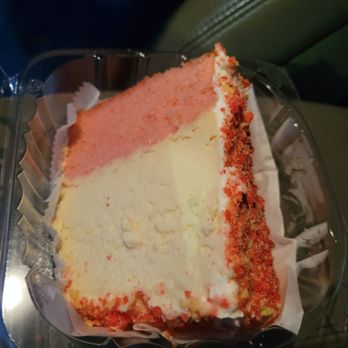 DOC D's Southern Desserts - Strawberry crumble cheesecake - Bakeries Near Me - Brooklyn, New York DOC D's Southern Desserts - Strawberry crumble cheesecake - Bakeries Near Me - Brooklyn, New York