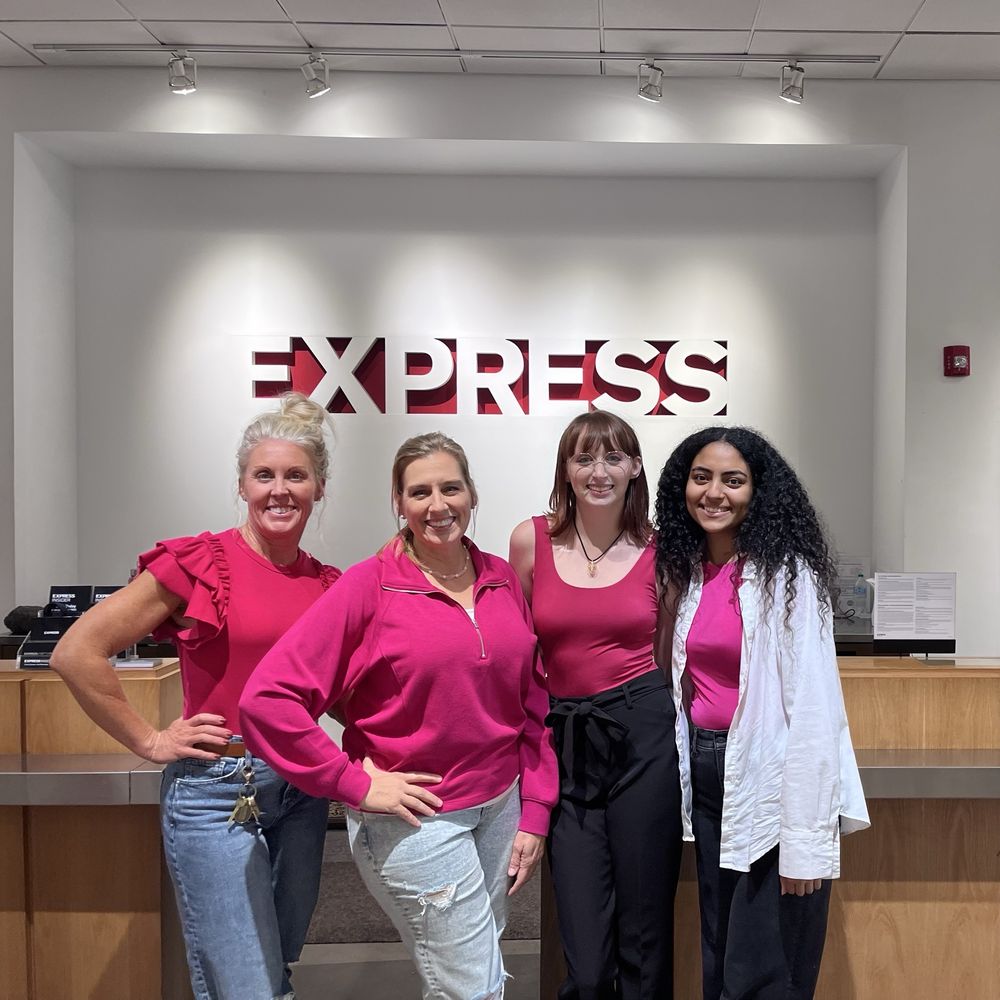 Express - Men's Clothing Near Me - Murfreesboro, Tennessee