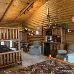 user provided Cedar Lodge & Settlement photo